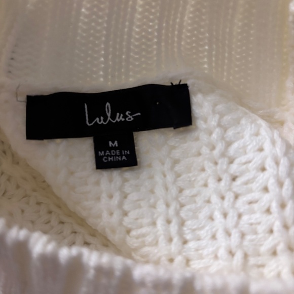 Cold Should Sweater - Picture 3 of 4